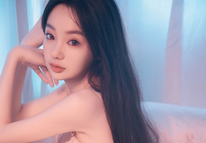 【私拍】独家发布！排名前五的极品美胸每美女“白金金”约拍开始！