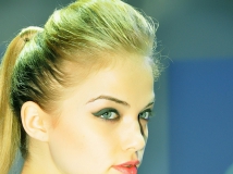 2011 汽车 美女 帅哥