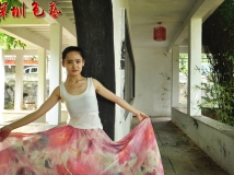 靓丽活泼的播音主持生之一